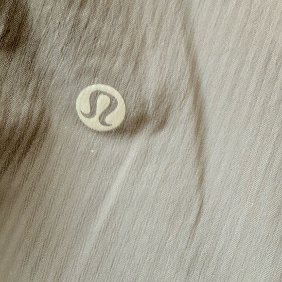 Lululemon dance studio Gray Size 6 cropped pants - Picture 3 of 15